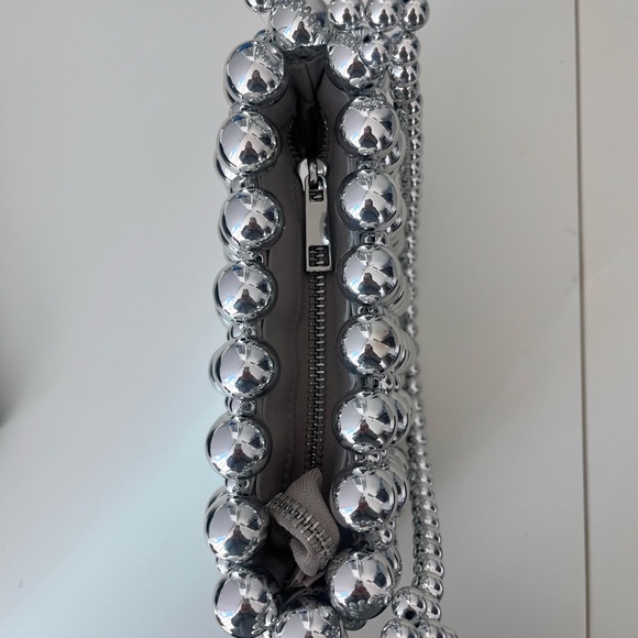 H&M Silver Mirrored evening bag - Picture 10 of 10